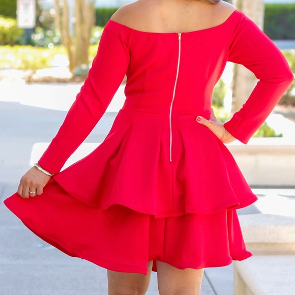 41 - RED LONG SLEEVE MINI DRESS - Picture 5 of 15